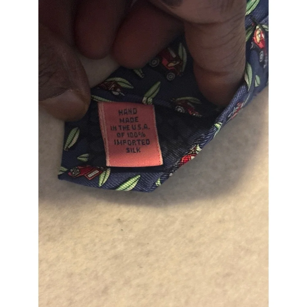 Vineyard Vines Silk Tie Mens Blue Red Jeep Off-Road Vehicle Novelty